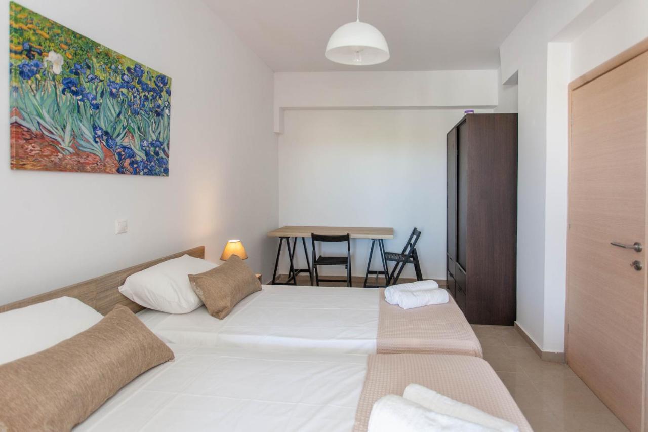 Hillside Seaview Apartment スタロス エクステリア 写真