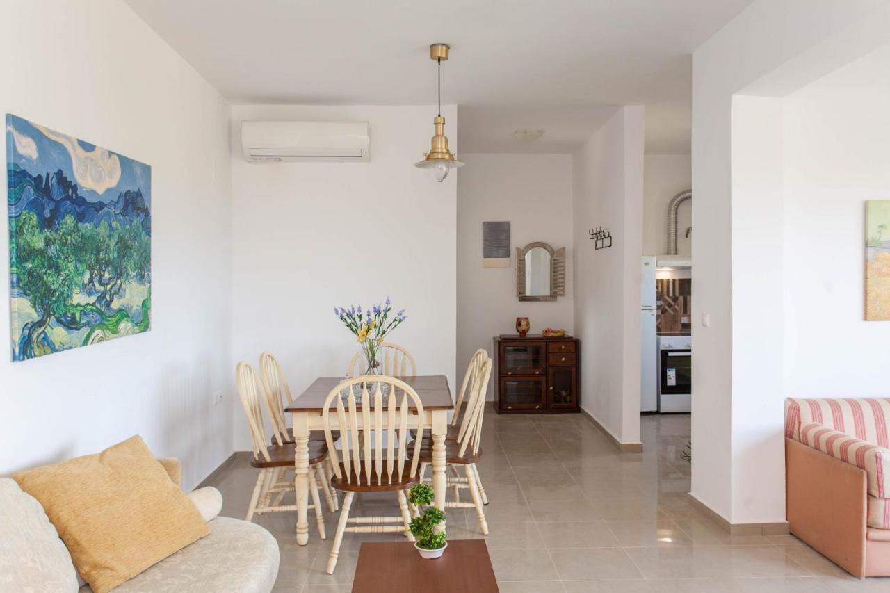 Hillside Seaview Apartment スタロス エクステリア 写真